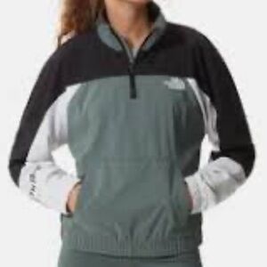 The North Face woman’s Mountain top